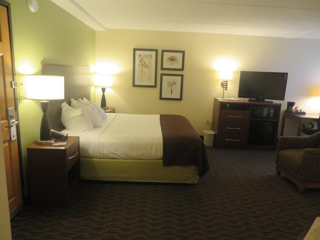 Americinn By Wyndham Rice Lake Dış mekan fotoğraf